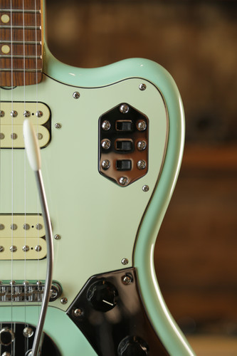 Fender Vintera 60s Jaguar Mod Surf Green 2021 | Montréal Guitar Fender Vintera 60s Jaguar Mod Surf Green 2021 | Montréal Guitar