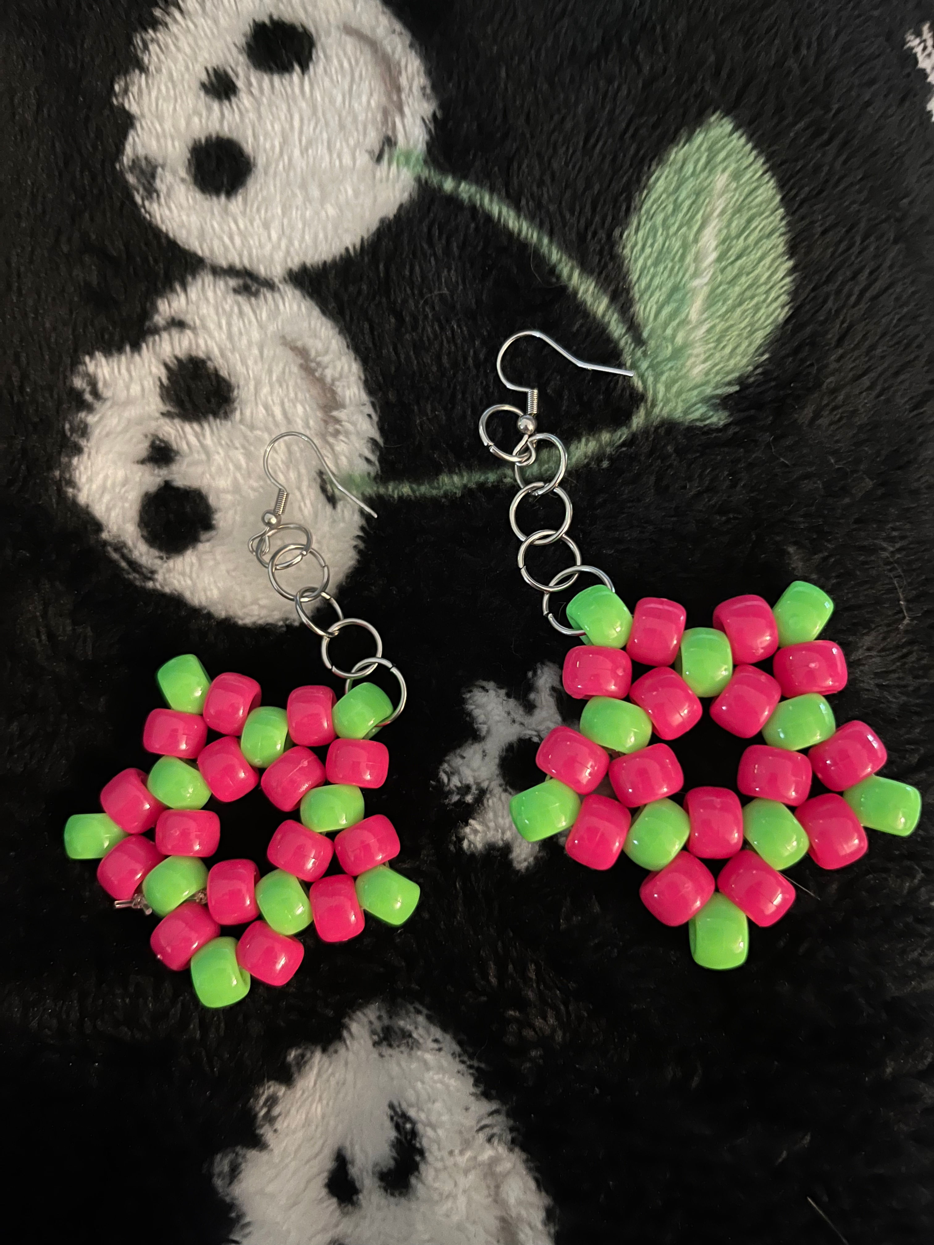Venus McFlytrap Star Earrings