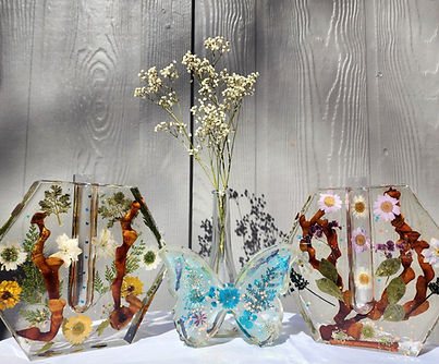resin vases.jpeg