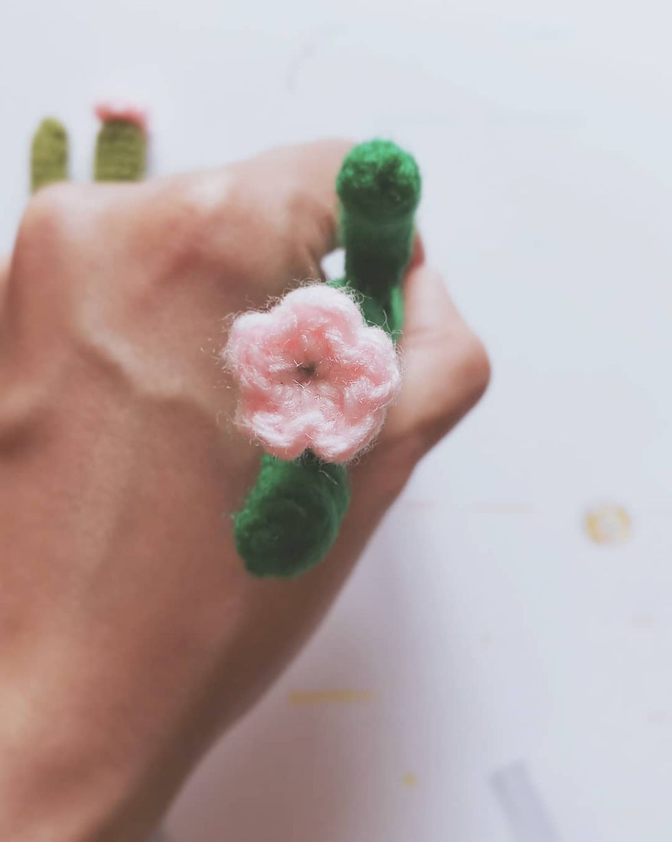 Thumbnail: Writing cosies