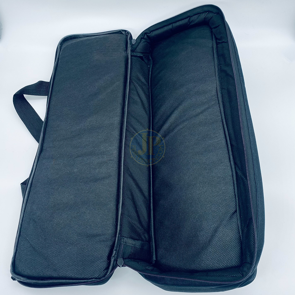 Ivsom Chocalho shaker bag.