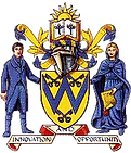 伍尔大学 logo.png