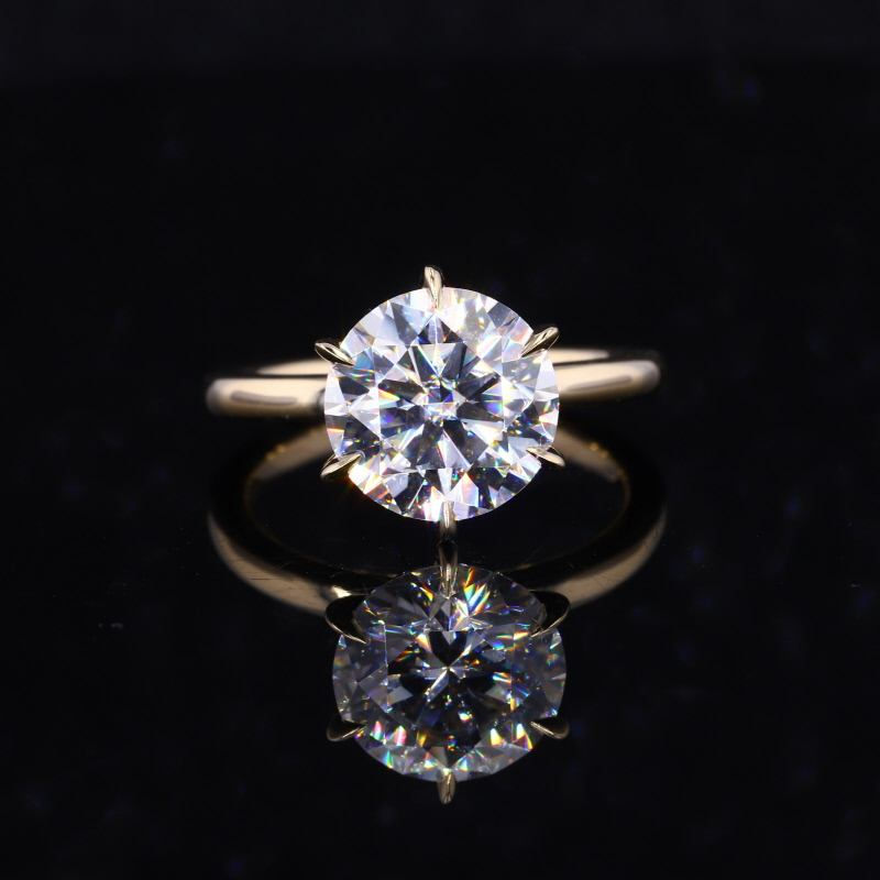 Thumbnail: Celestial Glow - 3CT Round Moissanite Solitaire Ring