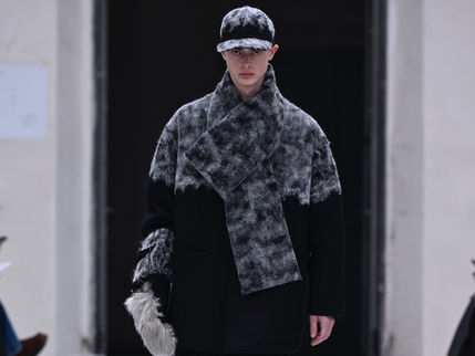 SHINYAKOZUKAがピッティウォモにて初の海外ランウェイショーを披露