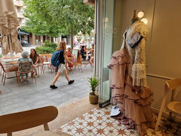 10 aparadors del Centre exposen els dissenys d'ESDI