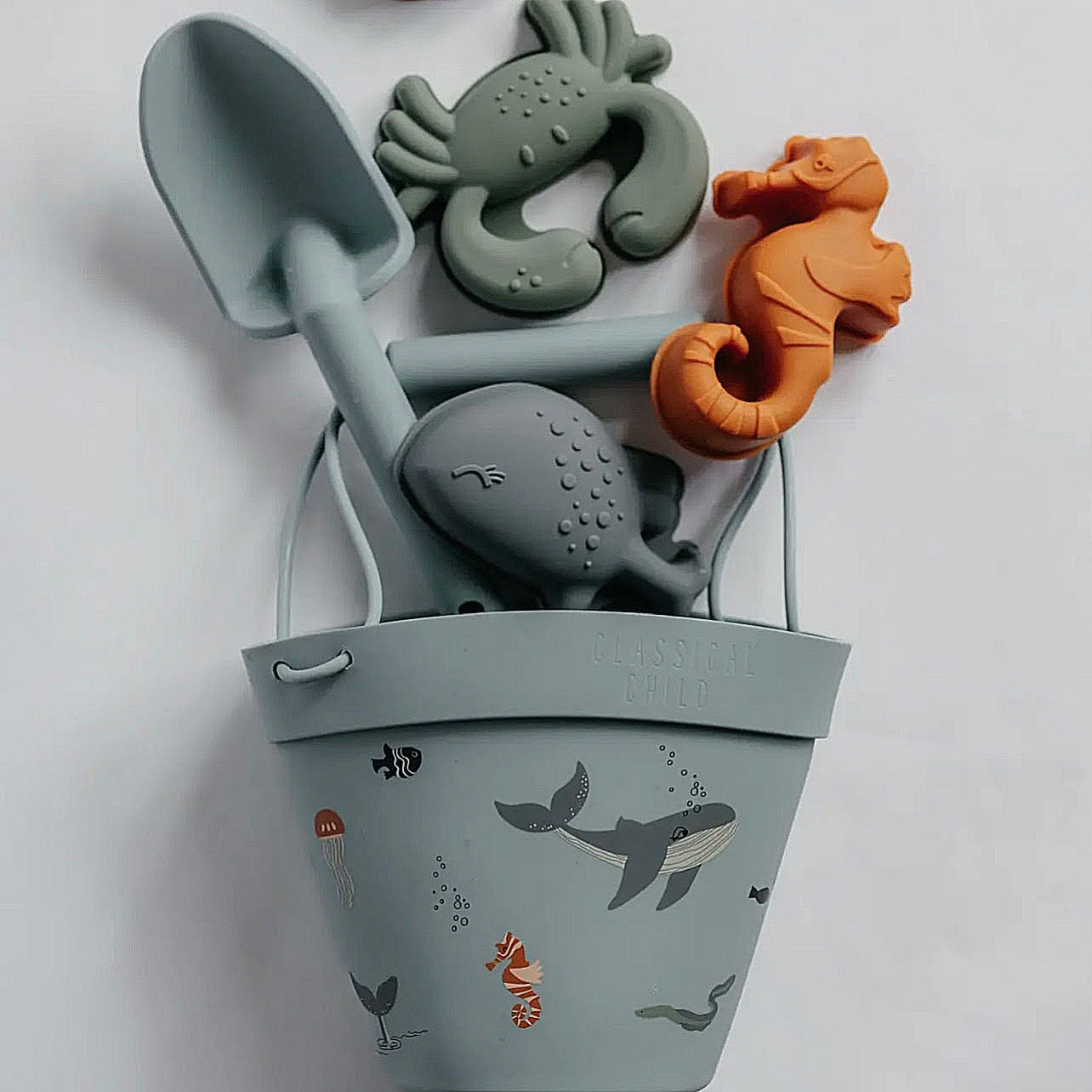 Sea Life Bucket Set