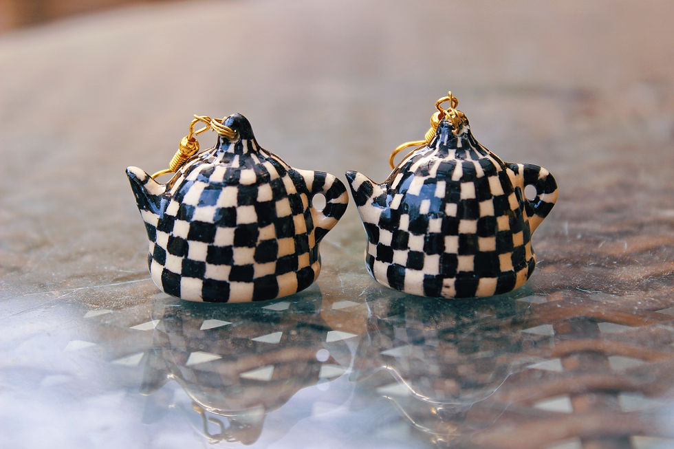 Thumbnail: Checkers - Miniature Round Kettle Earrings 