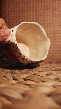 Thumbnail: Saari Mug  - Blue & White - Light skin