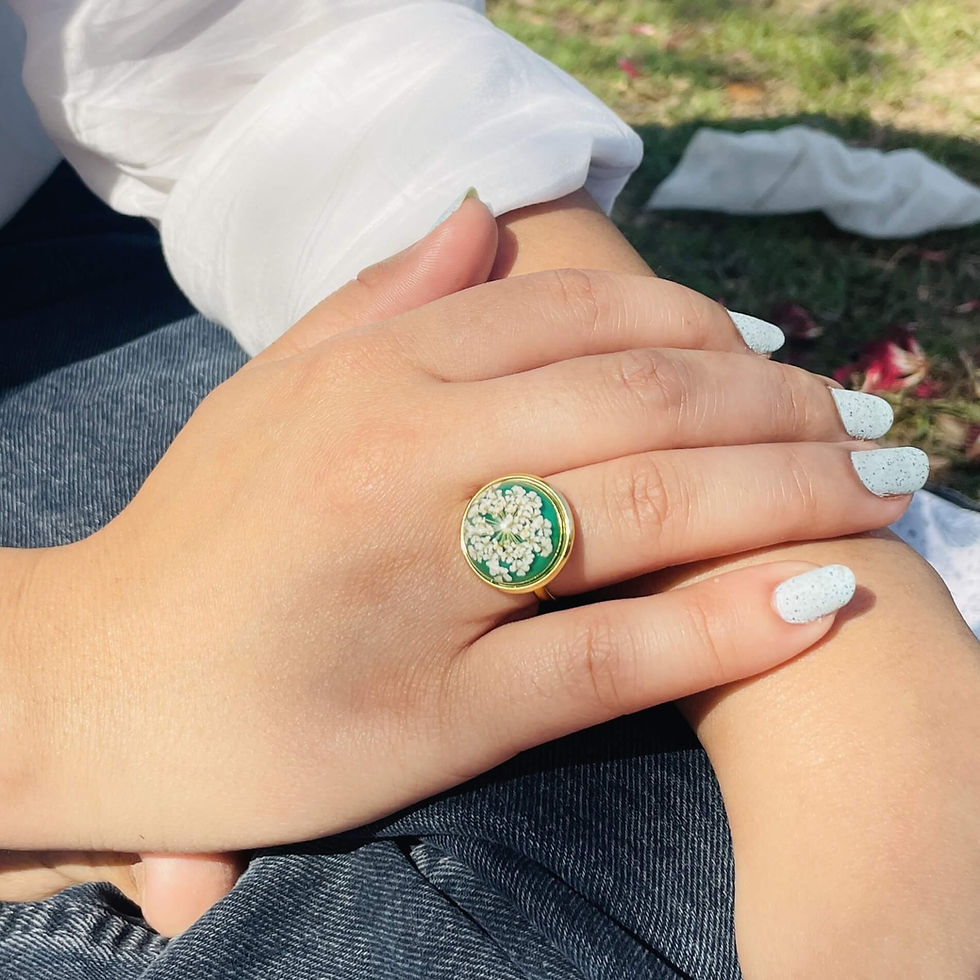Thumbnail: Queen Anne’s Lace ring