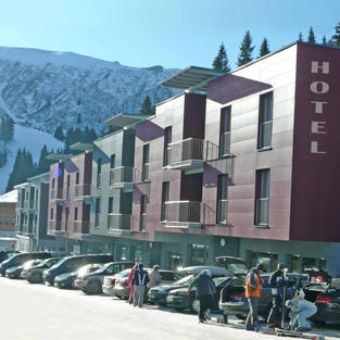 hotel-koralpe-aussenansicht.jpeg
