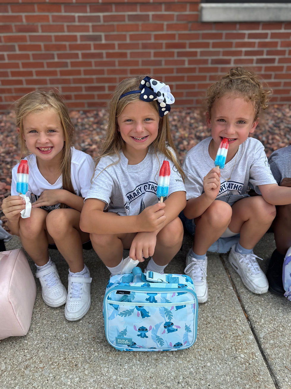 Madelyn Huppenthal, Palmer Moon, Ari Pesavento