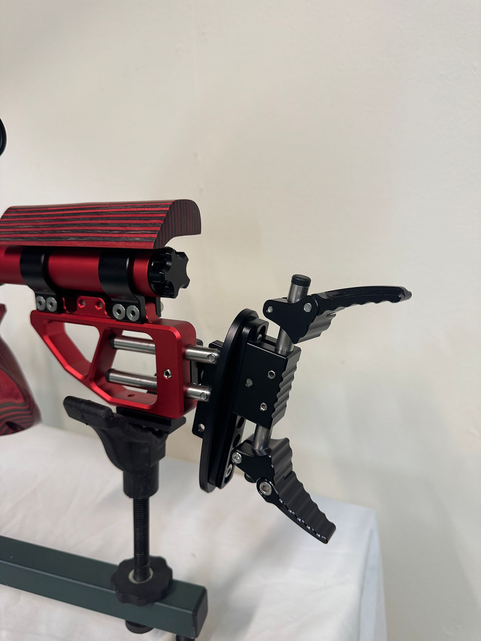 Thumbnail: Daystate Red Wold GP GRS PCP Cased, .22 , Scope