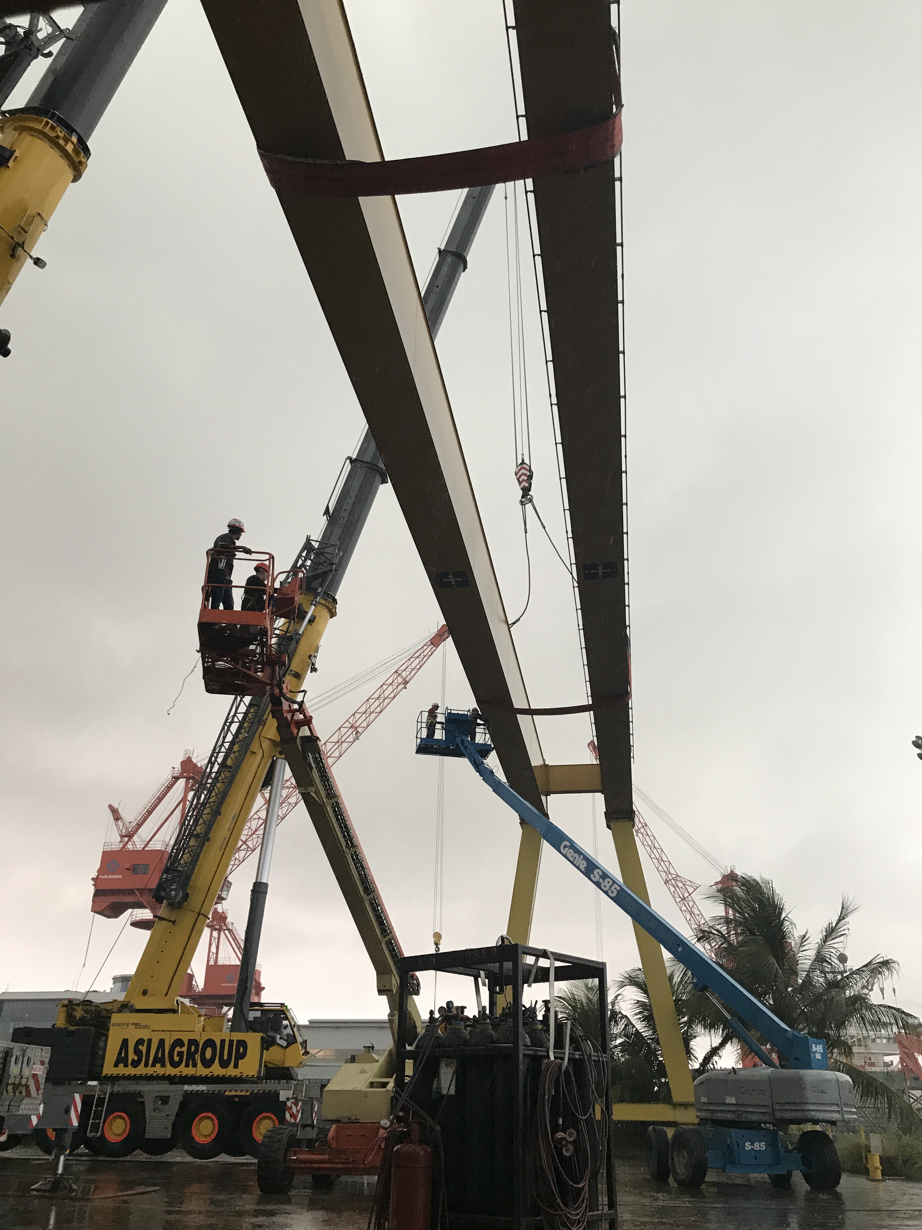 Gantry Crane Removal (Dismantling) Distinct Global