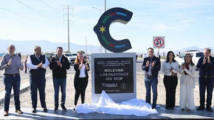Manolo Jiménez entrega paso inferior en bulevar Los Pastores