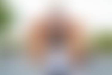 Carlos Peña Ortiz celebra el Día de Muertos junto a familias en el panteón Sagrado Corazón