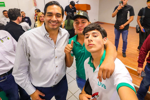 Reynosa promueve inversiones y conciencia ambiental con estudiantes