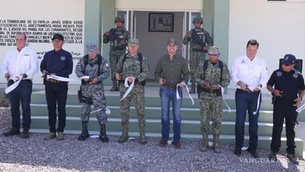Gobernador entrega cuartel del Ejército y supervisa construcción de la Guardia Nacional en Acuña