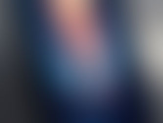 숲길 너머 아침 햇살 – 몽환적인 숲속 감성, 휴대폰 배경화면, 움직이는 잠금화면