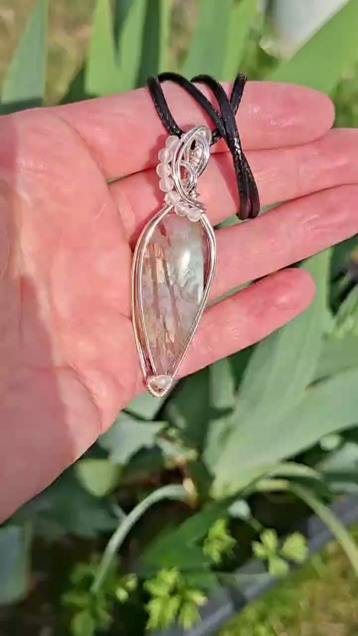 Miniature : Pendentif Mélusine en Bio-chrysoprase