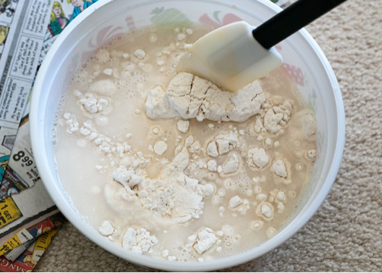 make paste of flour and water