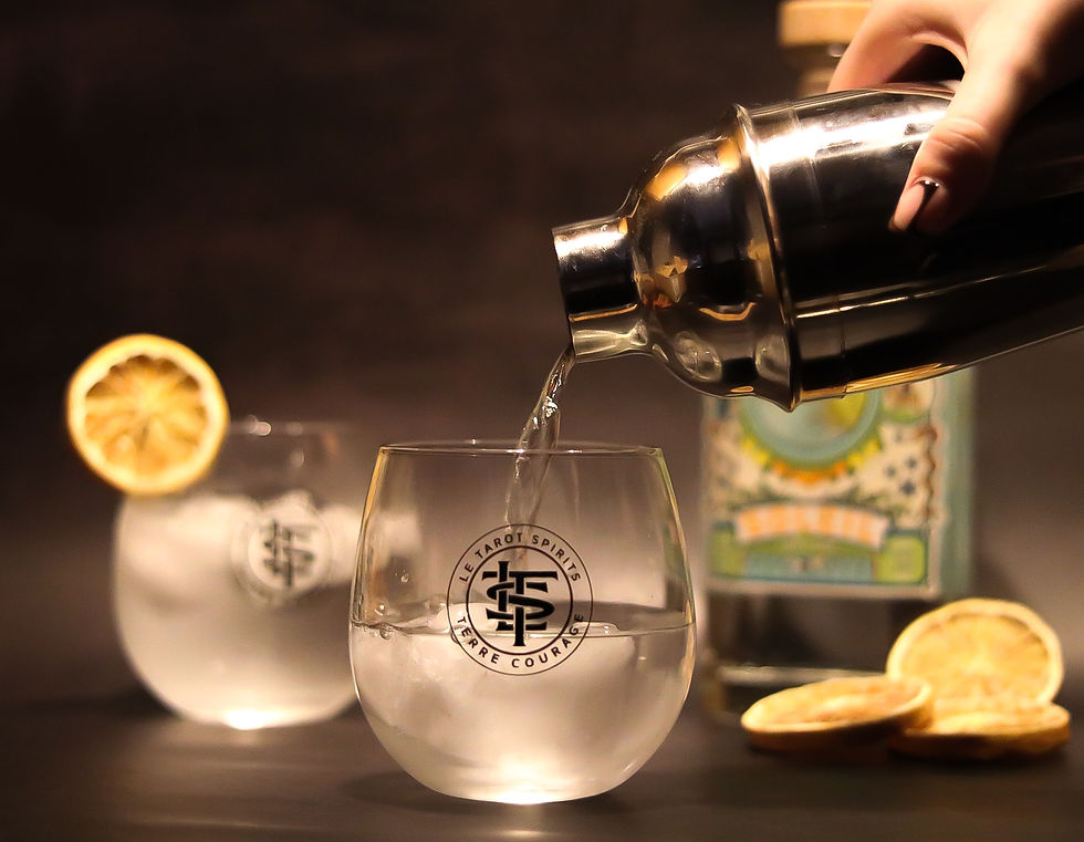 glasses pouring.jpg