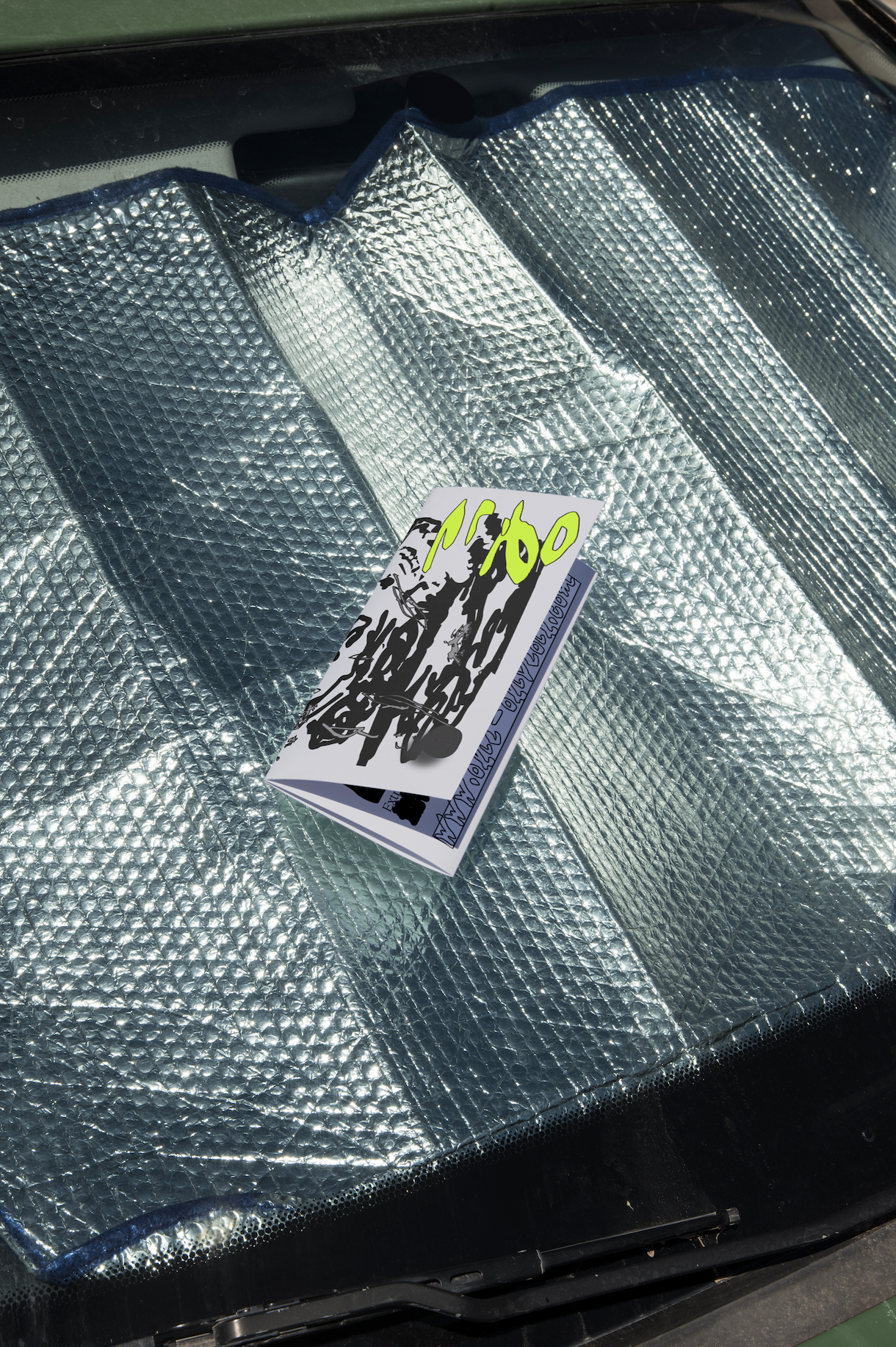 Premium olive oil with deconstructed, striking packaging breaking away from tradition.