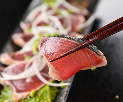 藁焼き鰹たたき