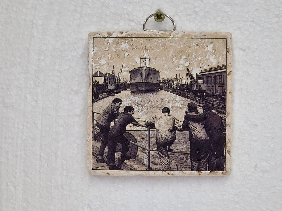 Thumbnail: Lads at the harbour early 1900s - Slabtab