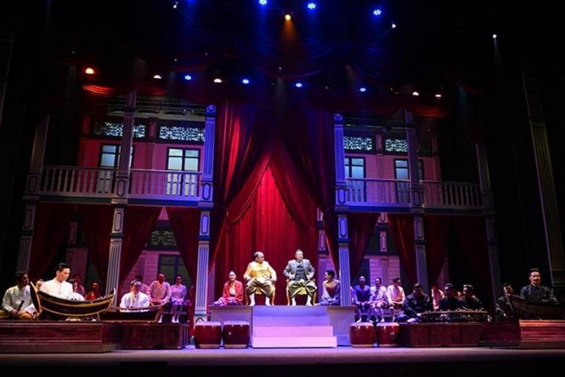 HOMRONG THE MUSICAL