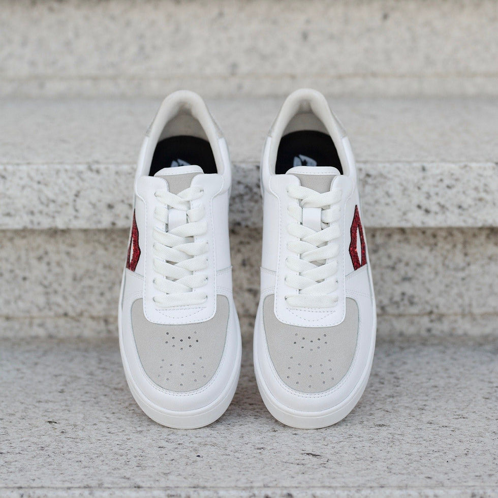 Miniature : BONS BAISERS DE PANAME- Loulou Blanc Rouge