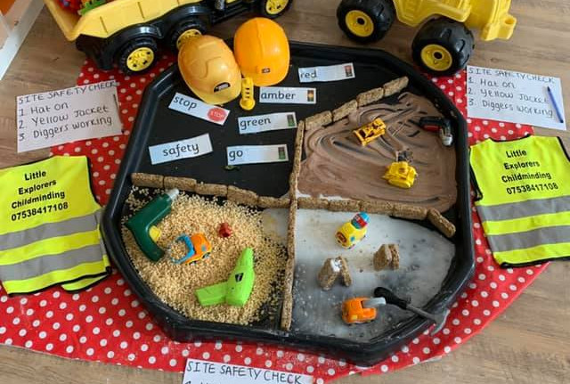 Our Busy Days | Little Explorers