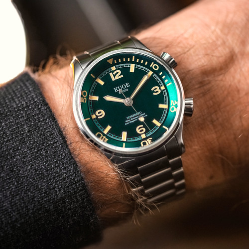 SOMBRERO 90-011, Green Linen Textured Dial, 20 BAR Water Resistant