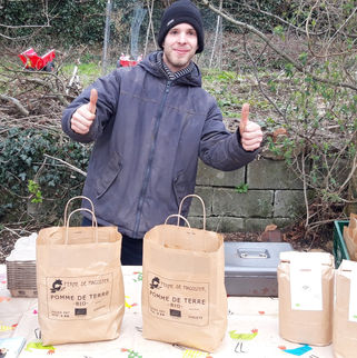 ferme magoster_antoine stand.jpg