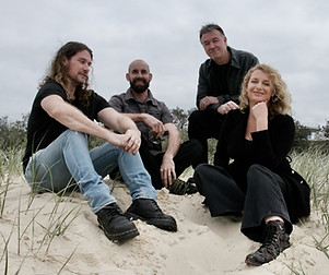 Soulchase band with pianist/keyboardist Lorissa Manners