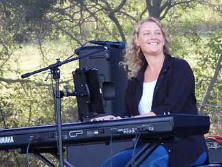 Freedom Music Festival, Lorissa Manners, keyboardist/artist