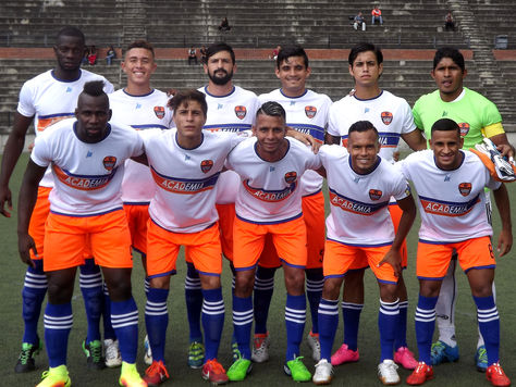 Academia Puerto Cabello resbaló en la capital