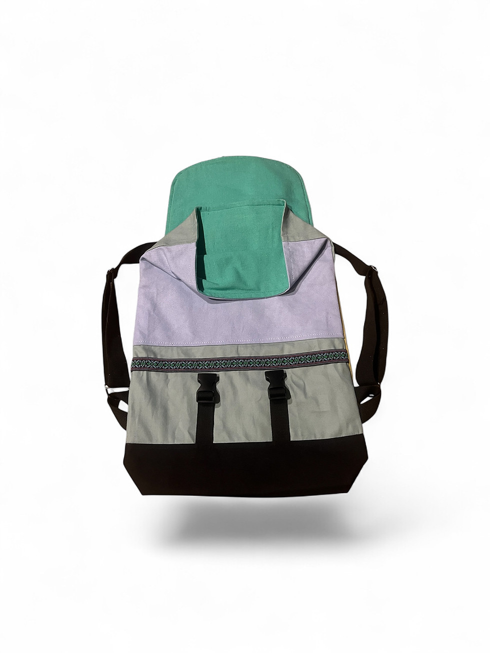 Thumbnail: Fold and flap backpack
