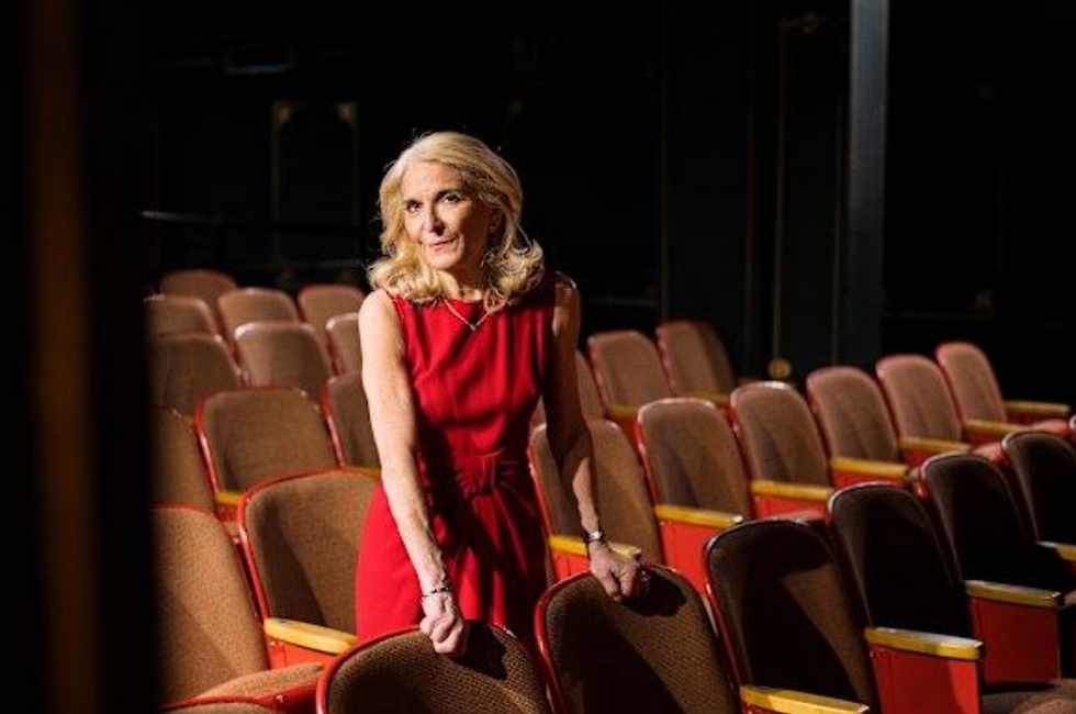 At 70, Catherine does 180 ‘Marine’ push-ups a day and takes to the New York stage each night