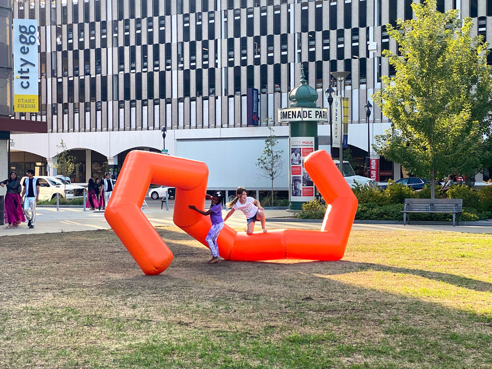 Street Seats 2 by Pneuhaus 8.jpg