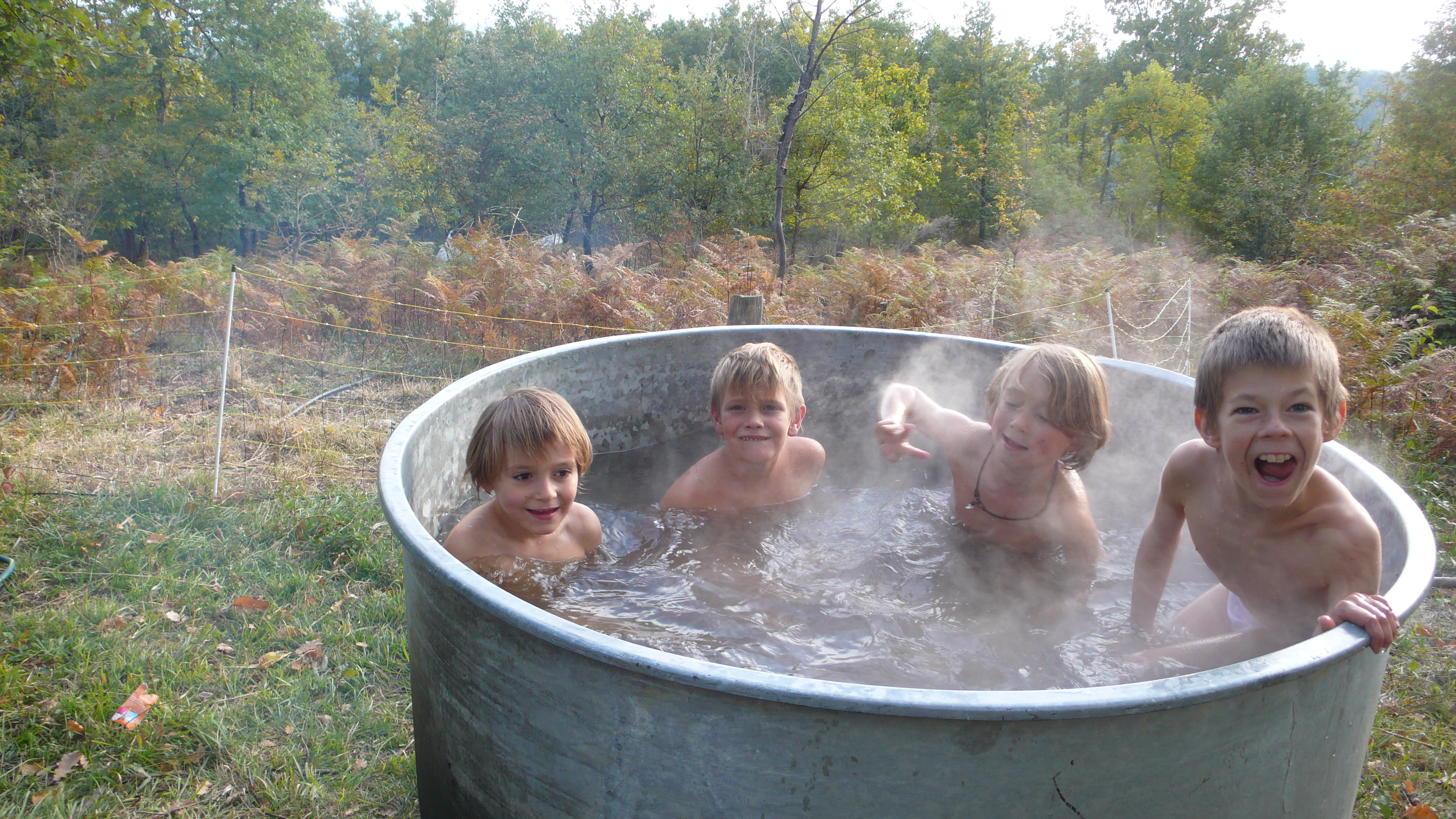 bain chaud garçon