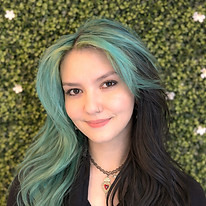 Turquoise and black hair portrait_edited.jpg