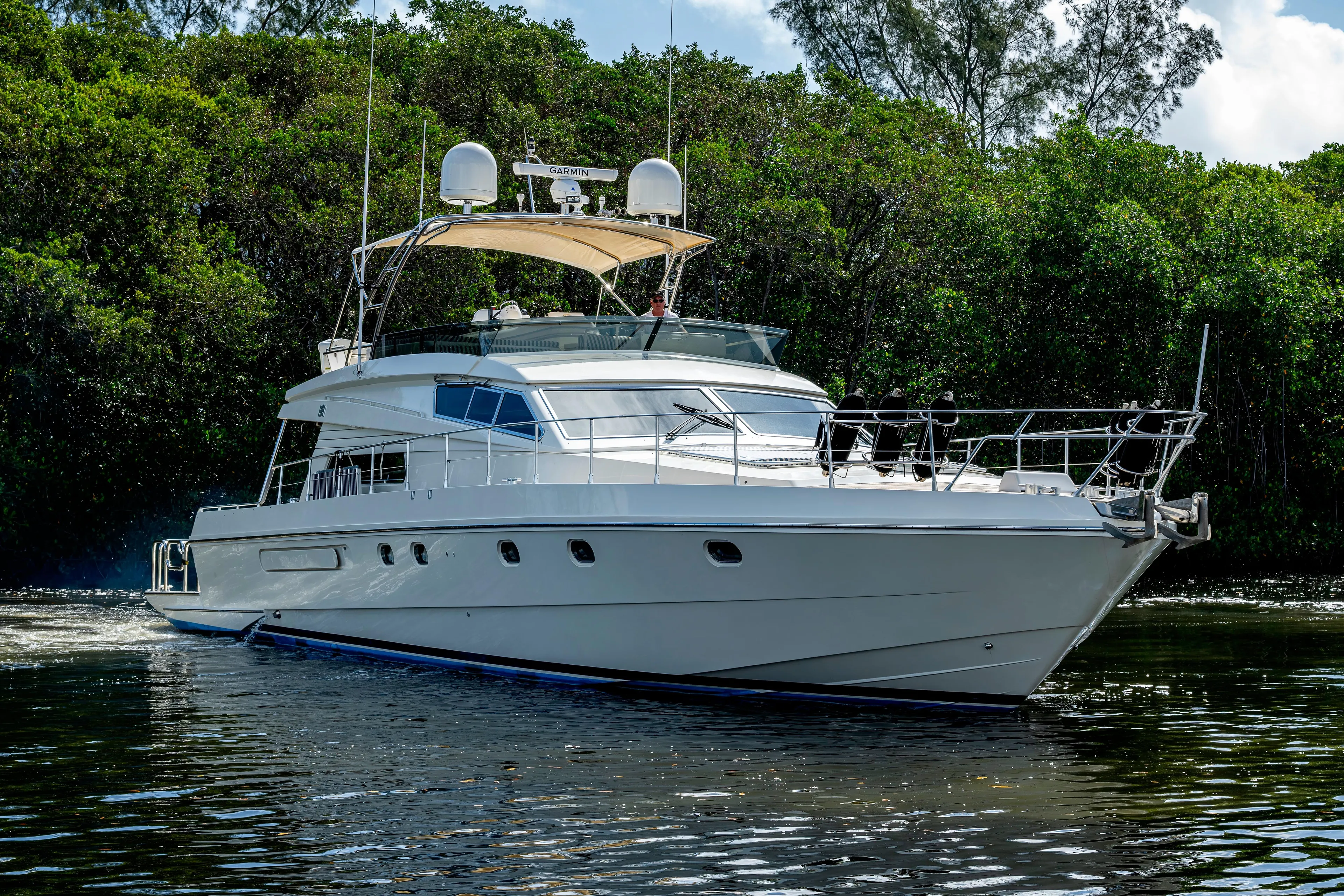 1997 Ferretti Yachts 650 - exterior