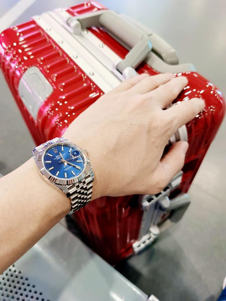 Thumbnail: Rolex Datejust 41mm Blue Dial