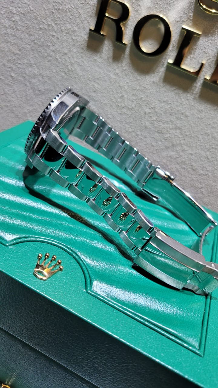 Thumbnail: Rolex GMT Master II Batman 40mm