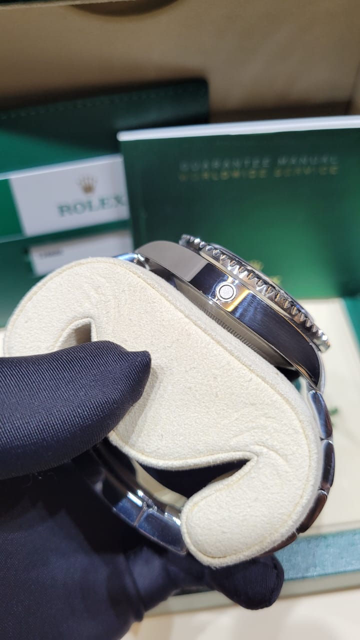 Thumbnail: Pre-Owned~ Sea Dweller 43mm 126600