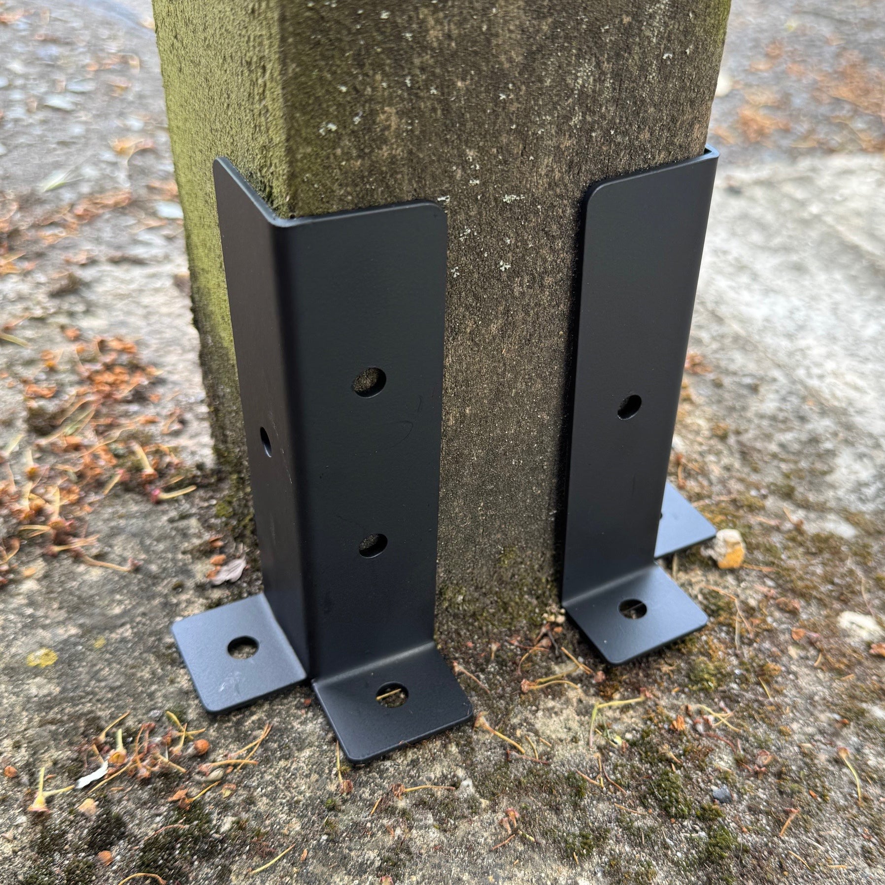 Fence Post Installation Hardware Kit