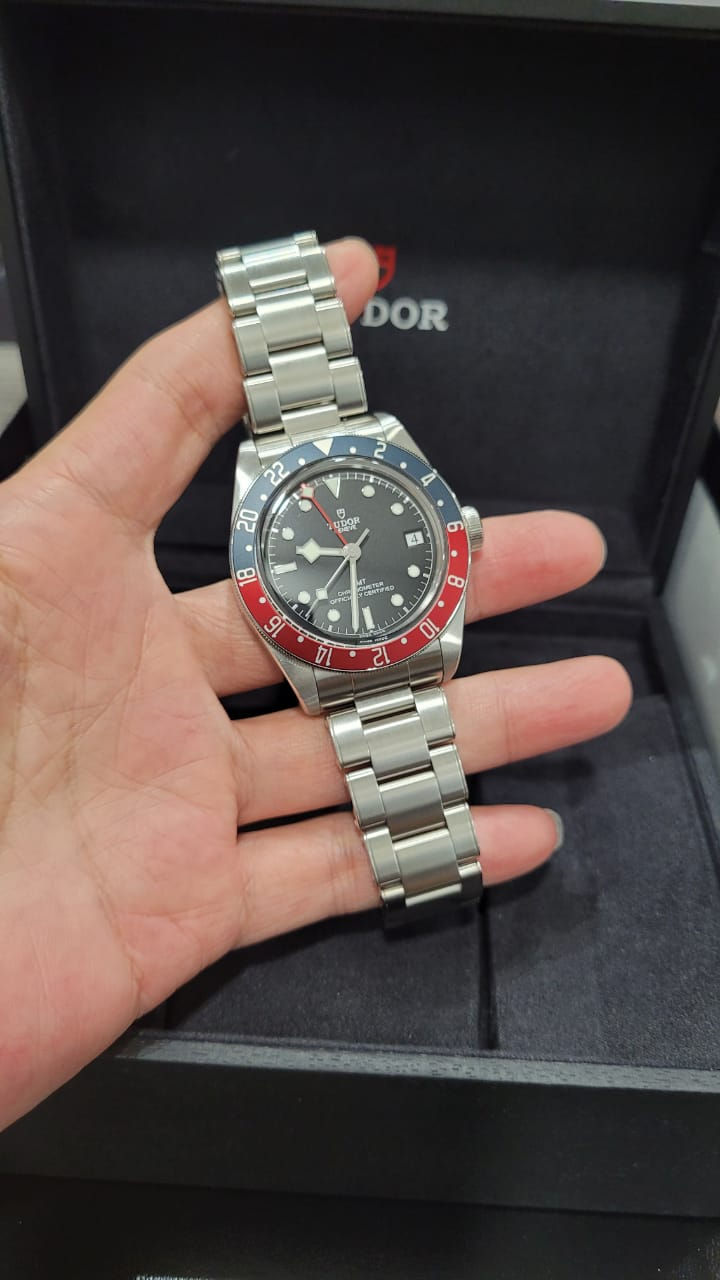 Thumbnail: Tudor Black Bay GMT Pepsi Bracelet 41mm 09/2021