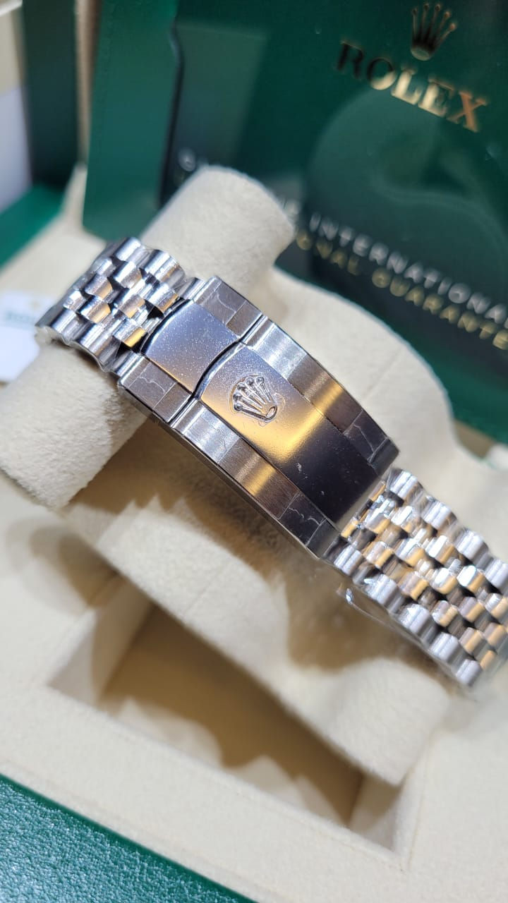 Thumbnail: Brand New~ Rolex Datejust 36mm Blue Dial 18k