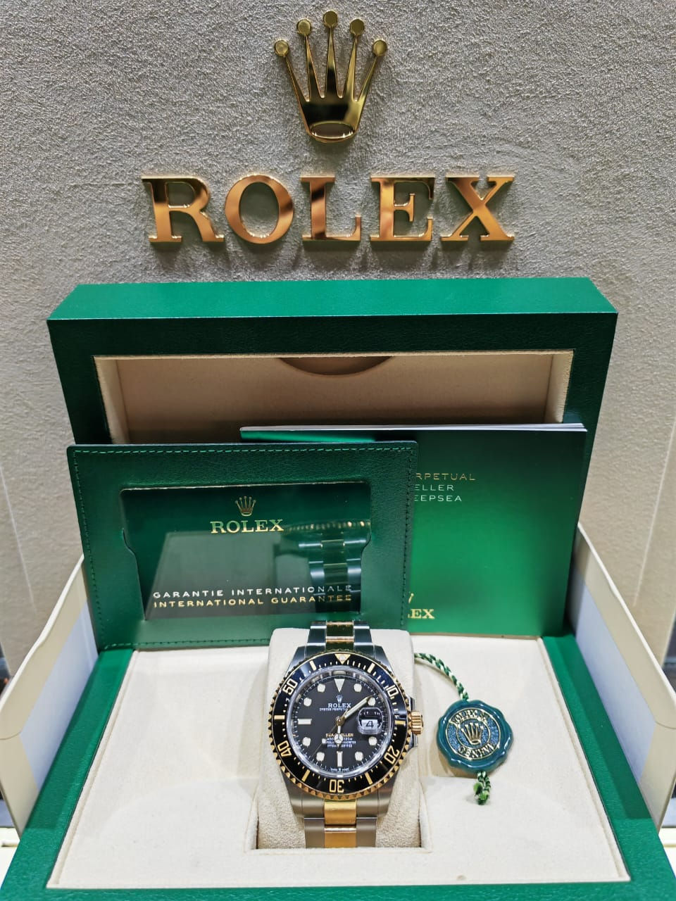 Thumbnail: Rolex Sea Dweller 18k 43mm 126603 2021