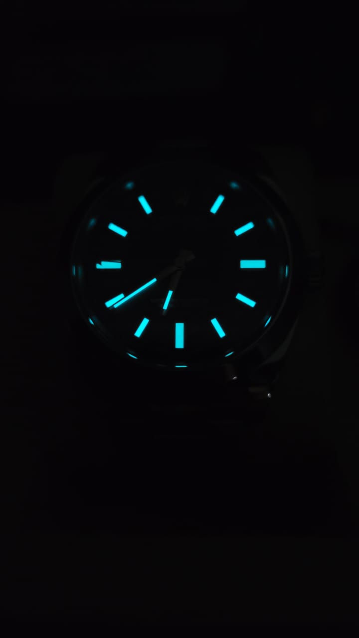 Thumbnail: Pre Owned~ Rolex Milgauss Green Sappbire 40mm